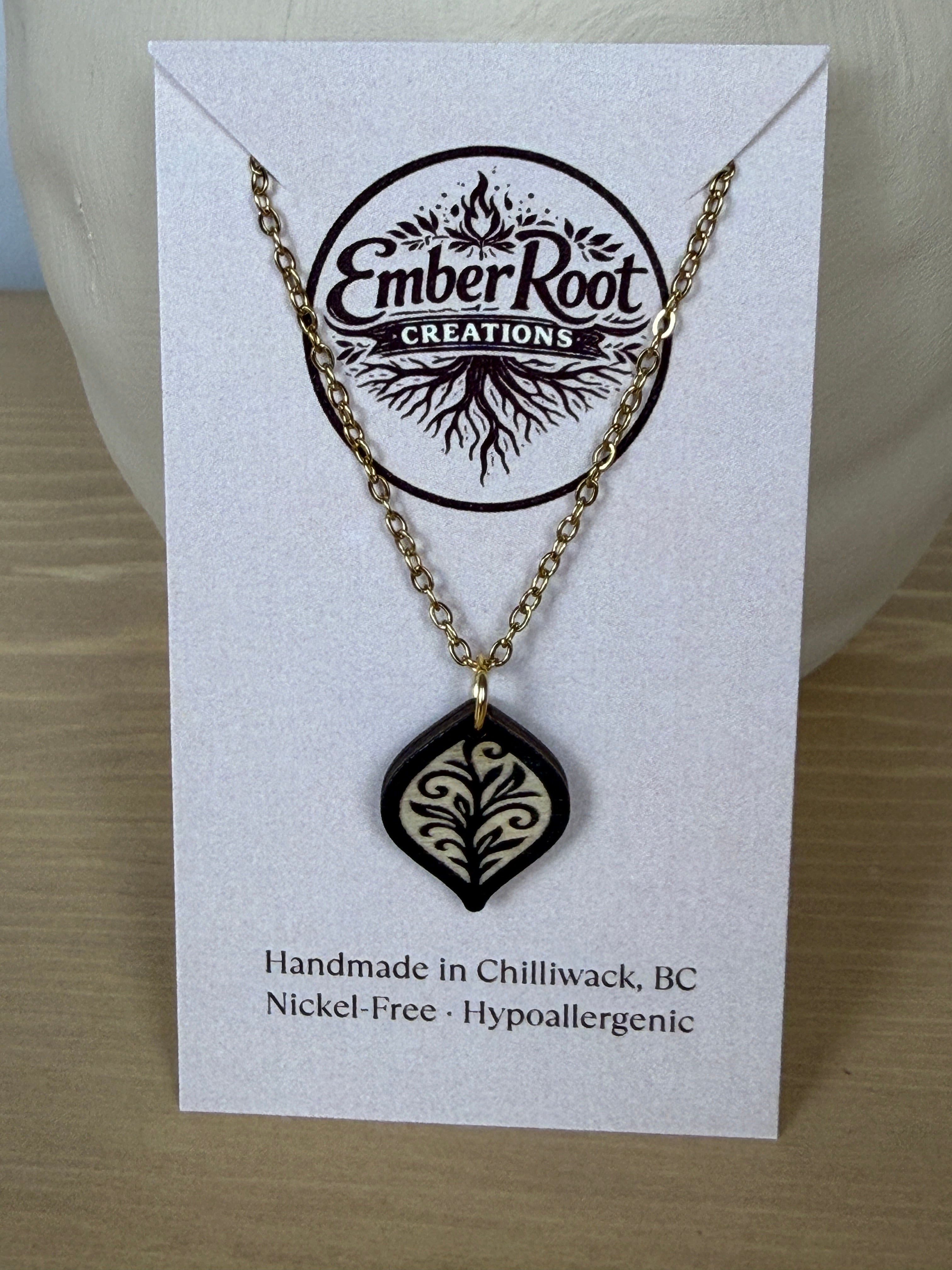 🌿 Everyday Essentials Pendant Necklace