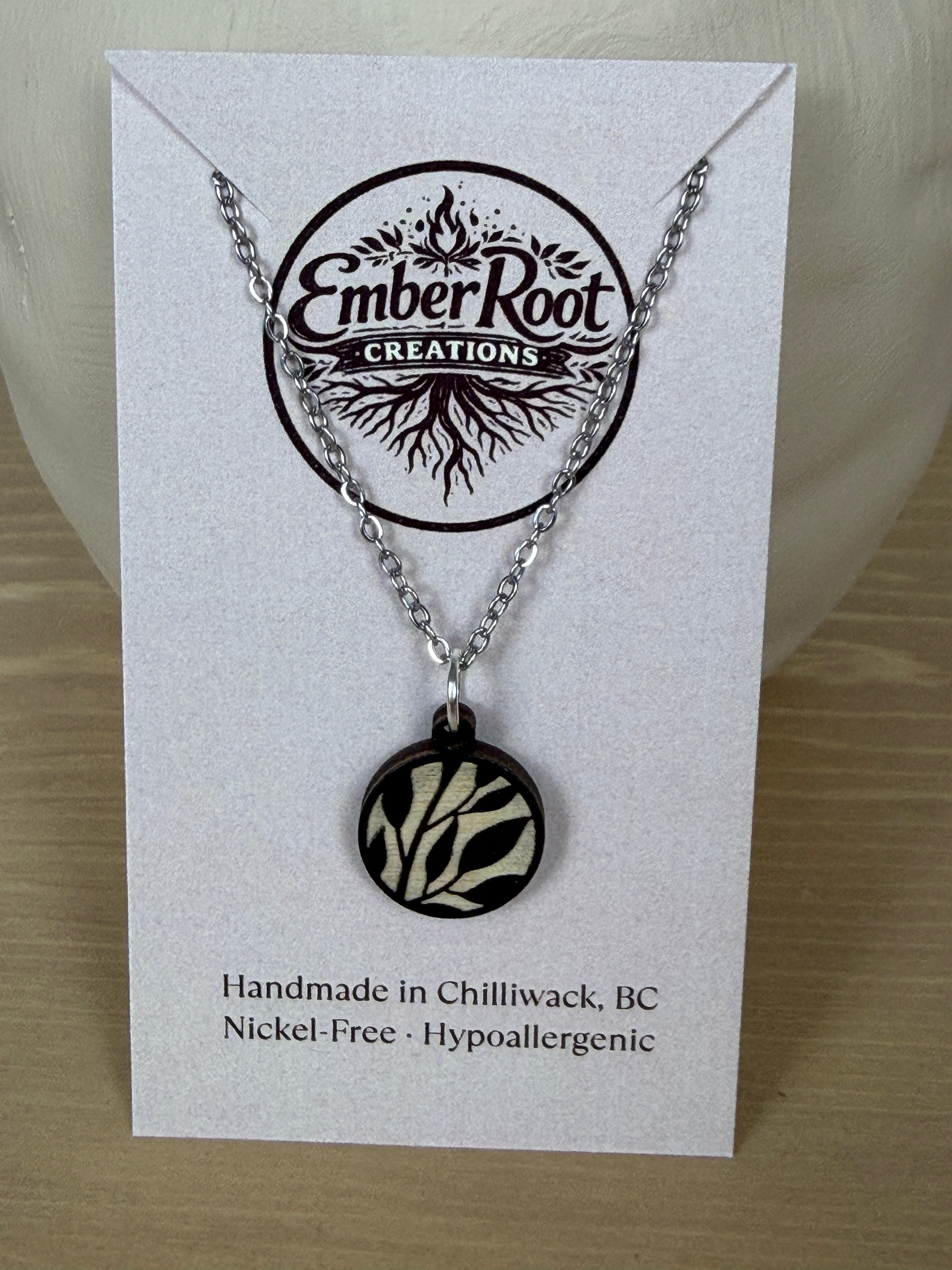 🌿 Everyday Essentials Pendant Necklace