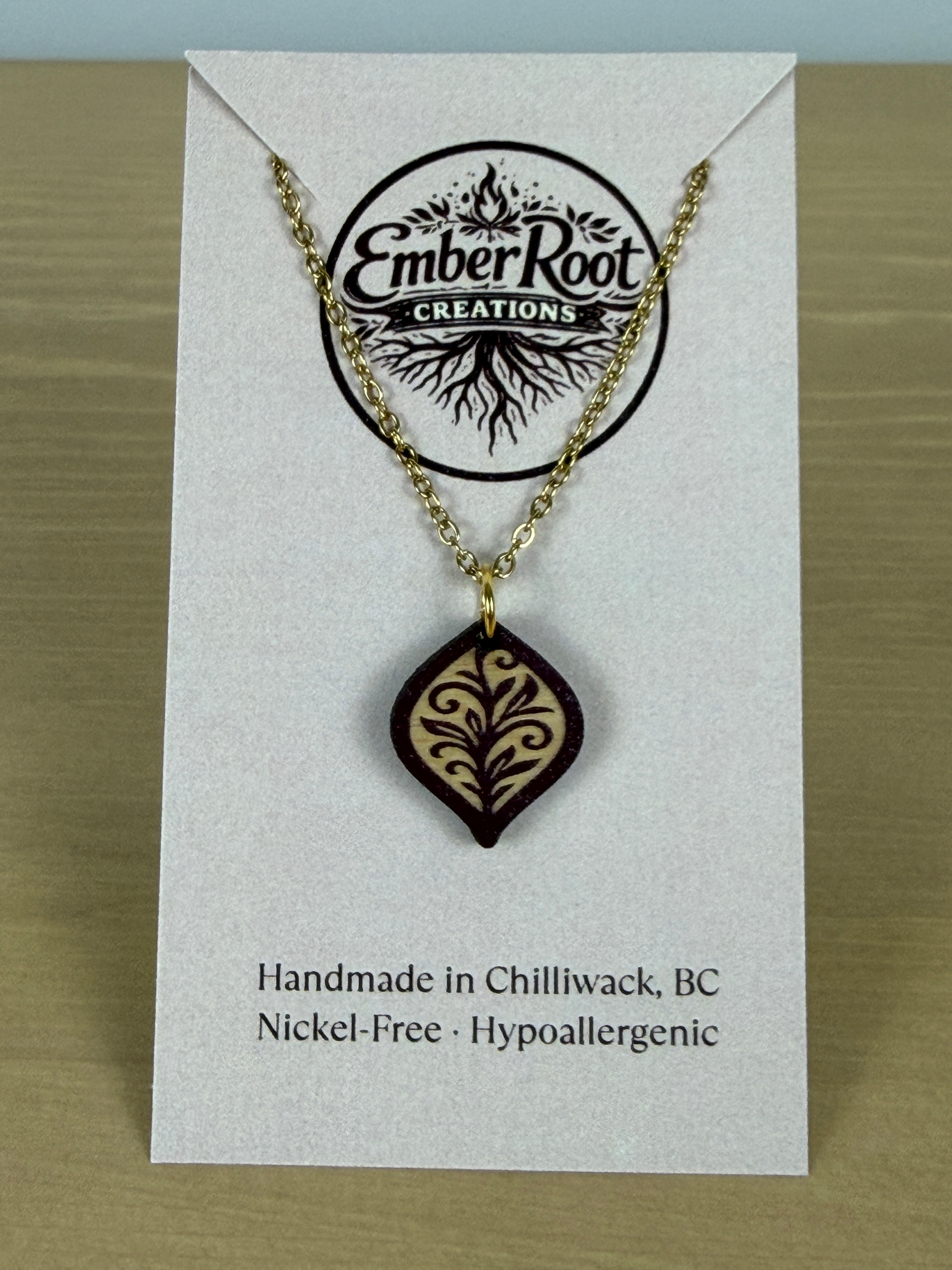 🌿 Everyday Essentials Pendant Necklace