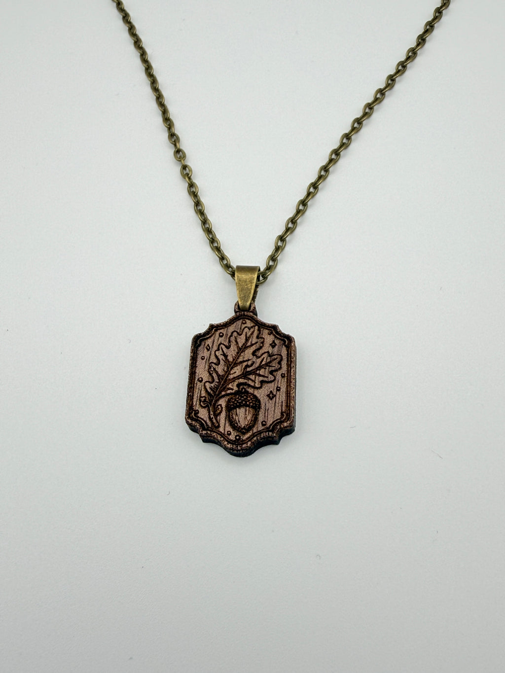 Oak & Acorn Pendant - Legacy, Growth and Potential