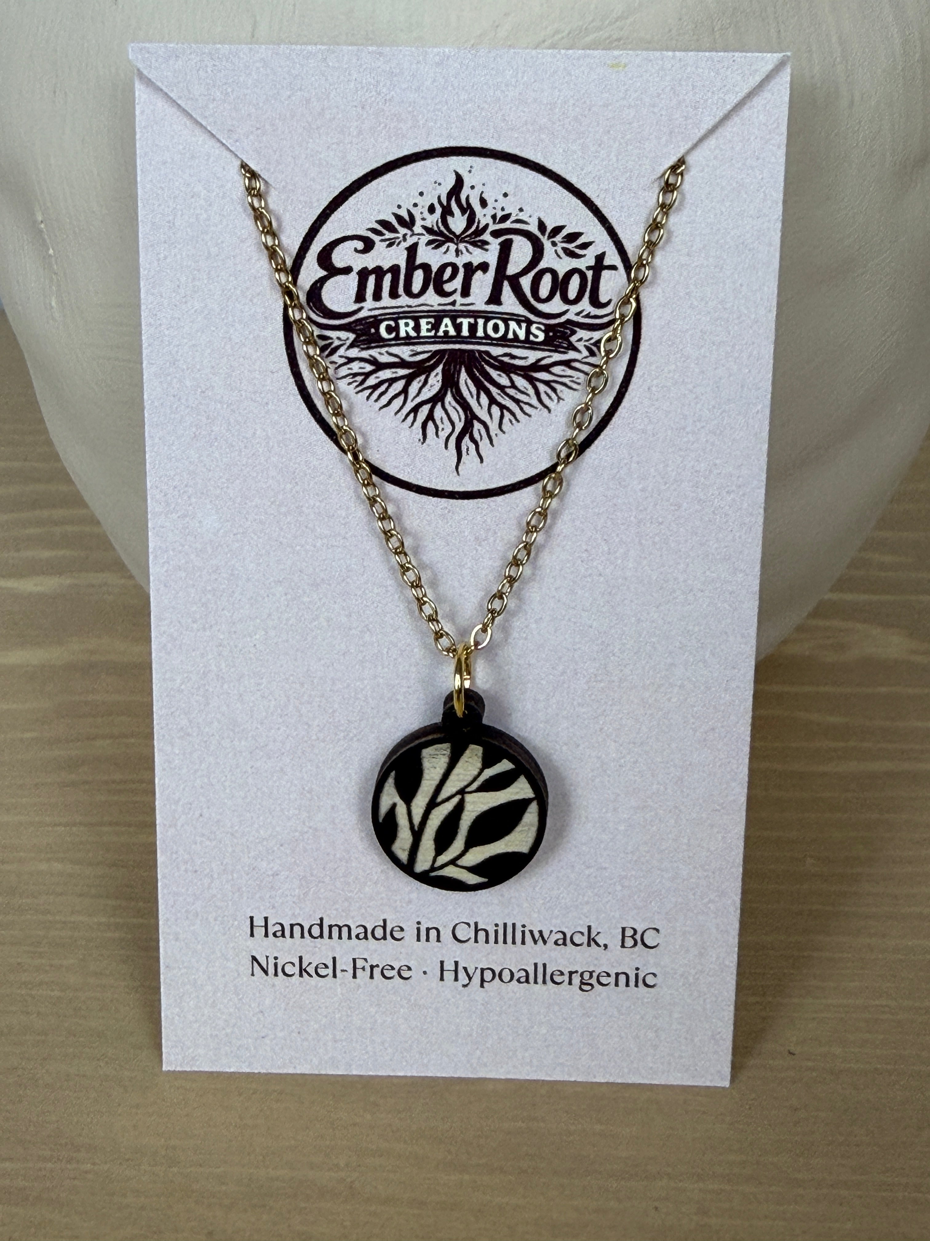 🌿 Everyday Essentials Pendant Necklace