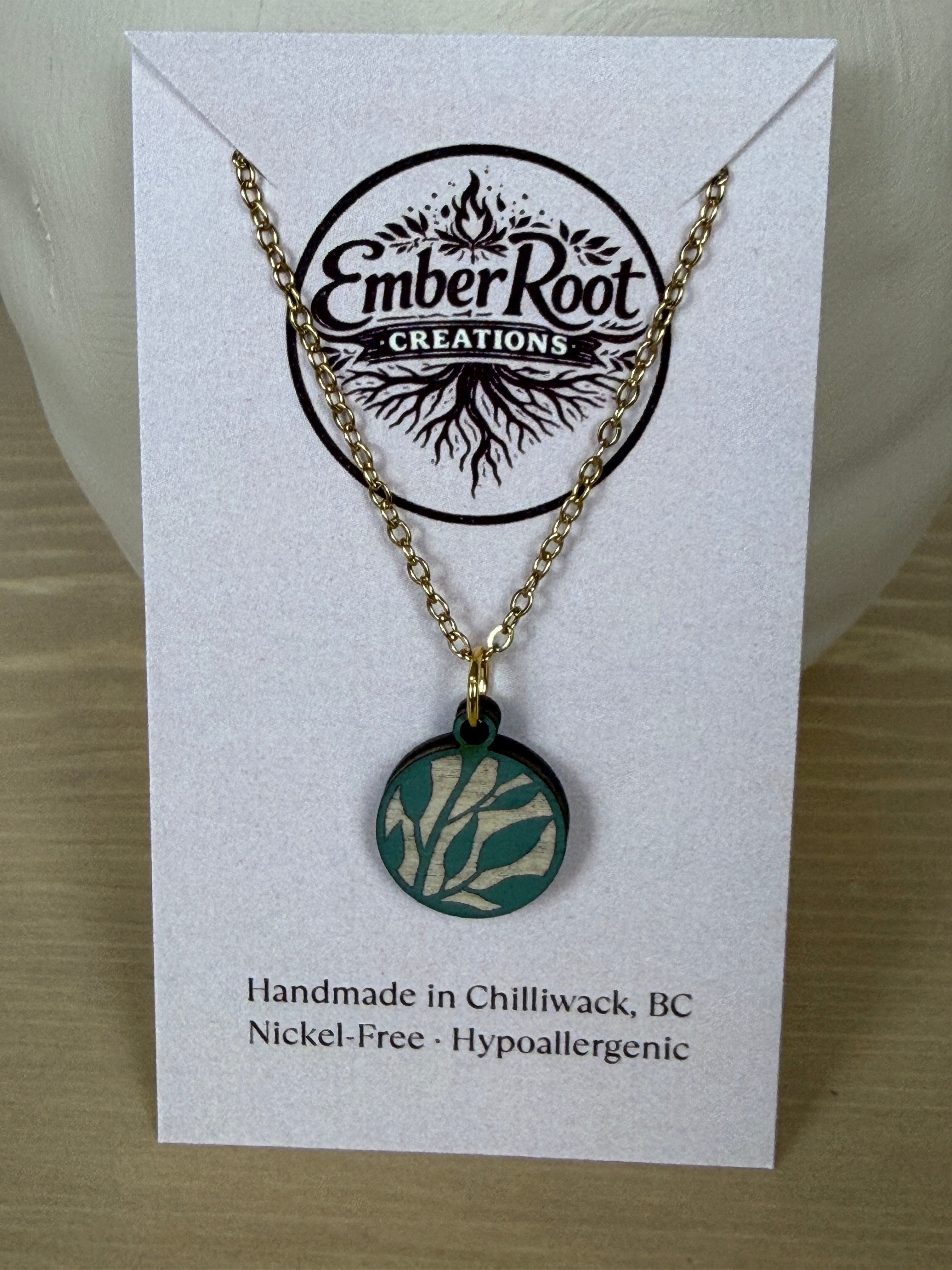 🌿 Everyday Essentials Pendant Necklace