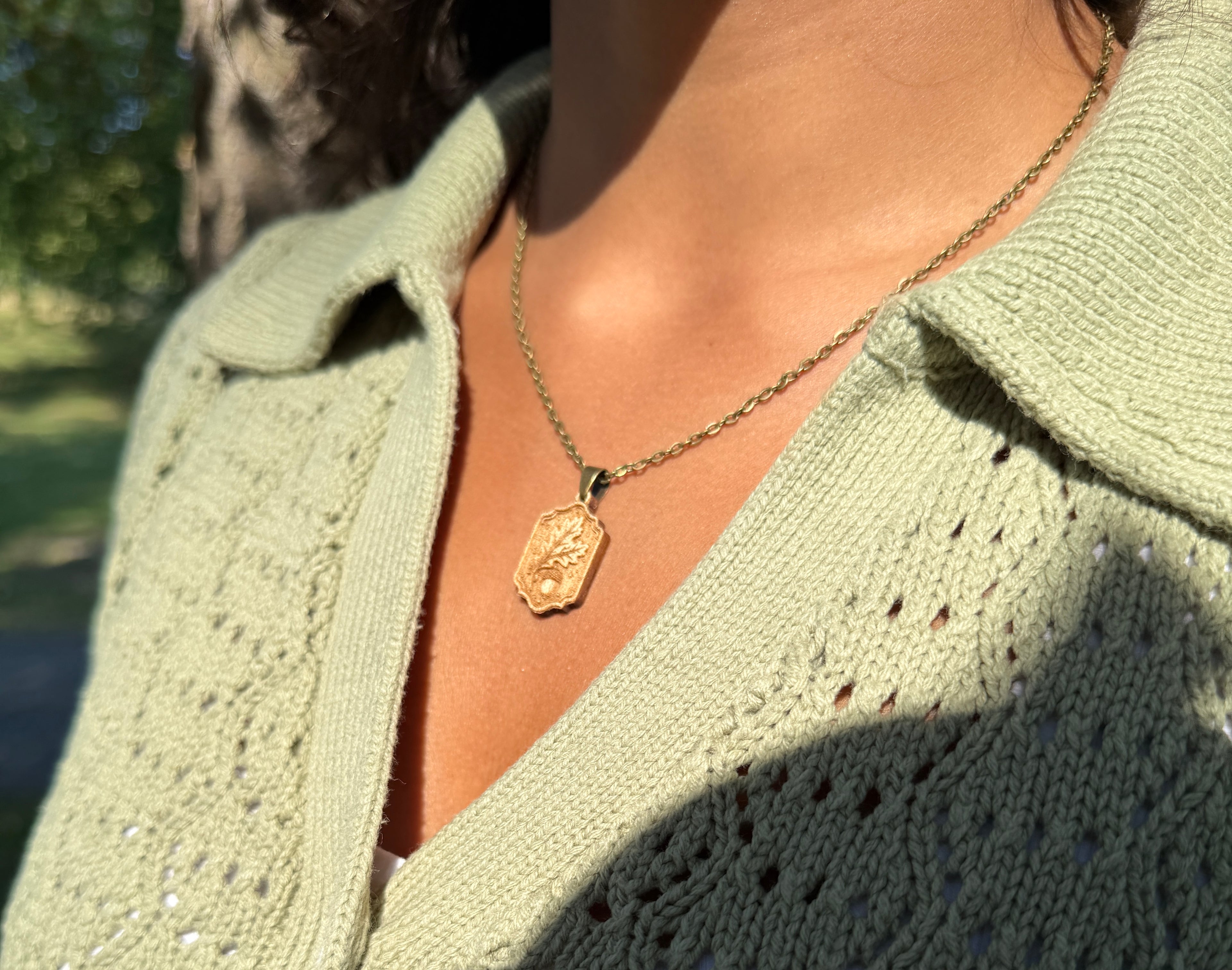 Oak & Acorn Pendant - Legacy, Growth and Potential