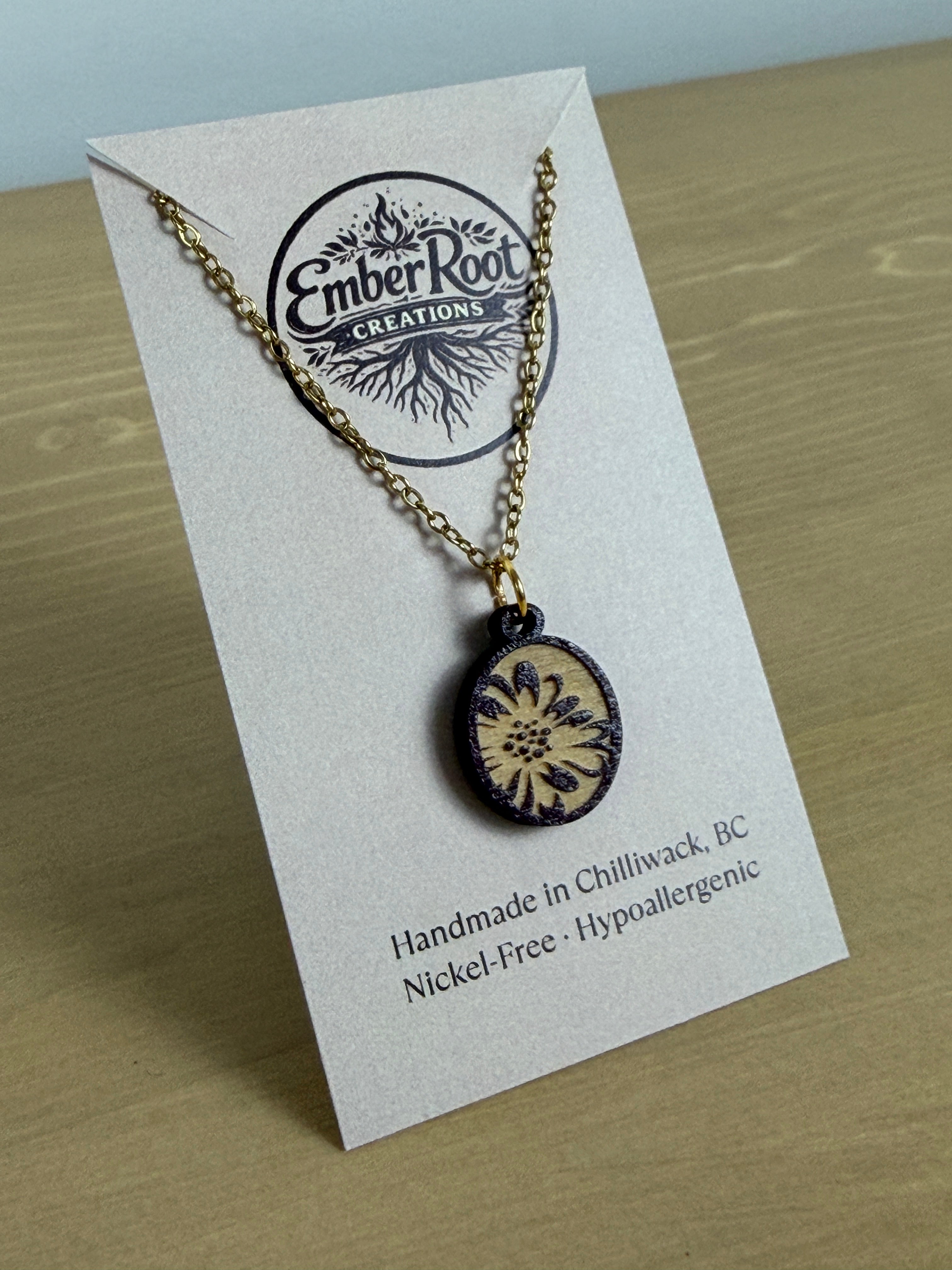 🌿 Everyday Essentials Pendant Necklace