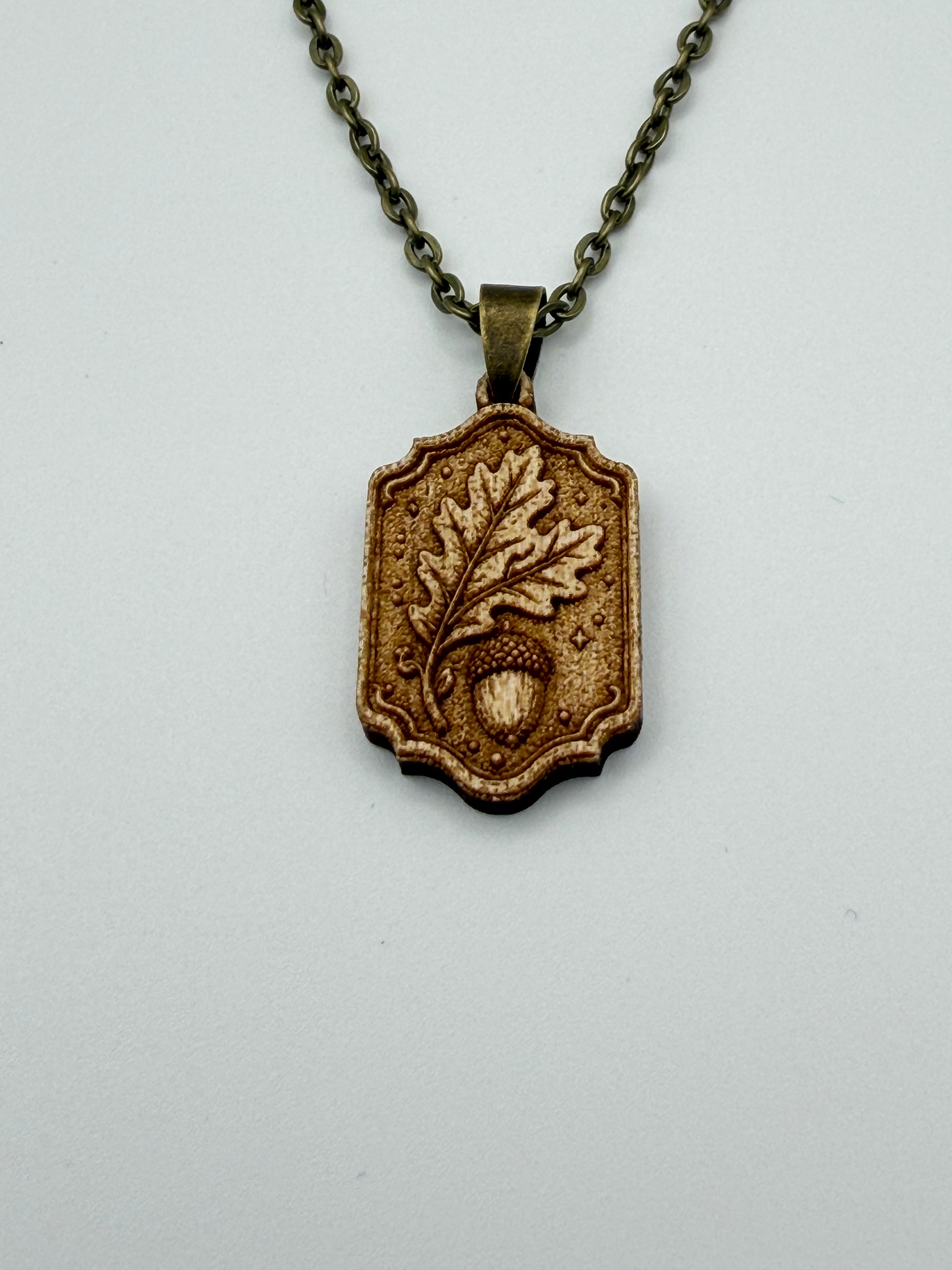 Oak & Acorn Pendant - Legacy, Growth and Potential