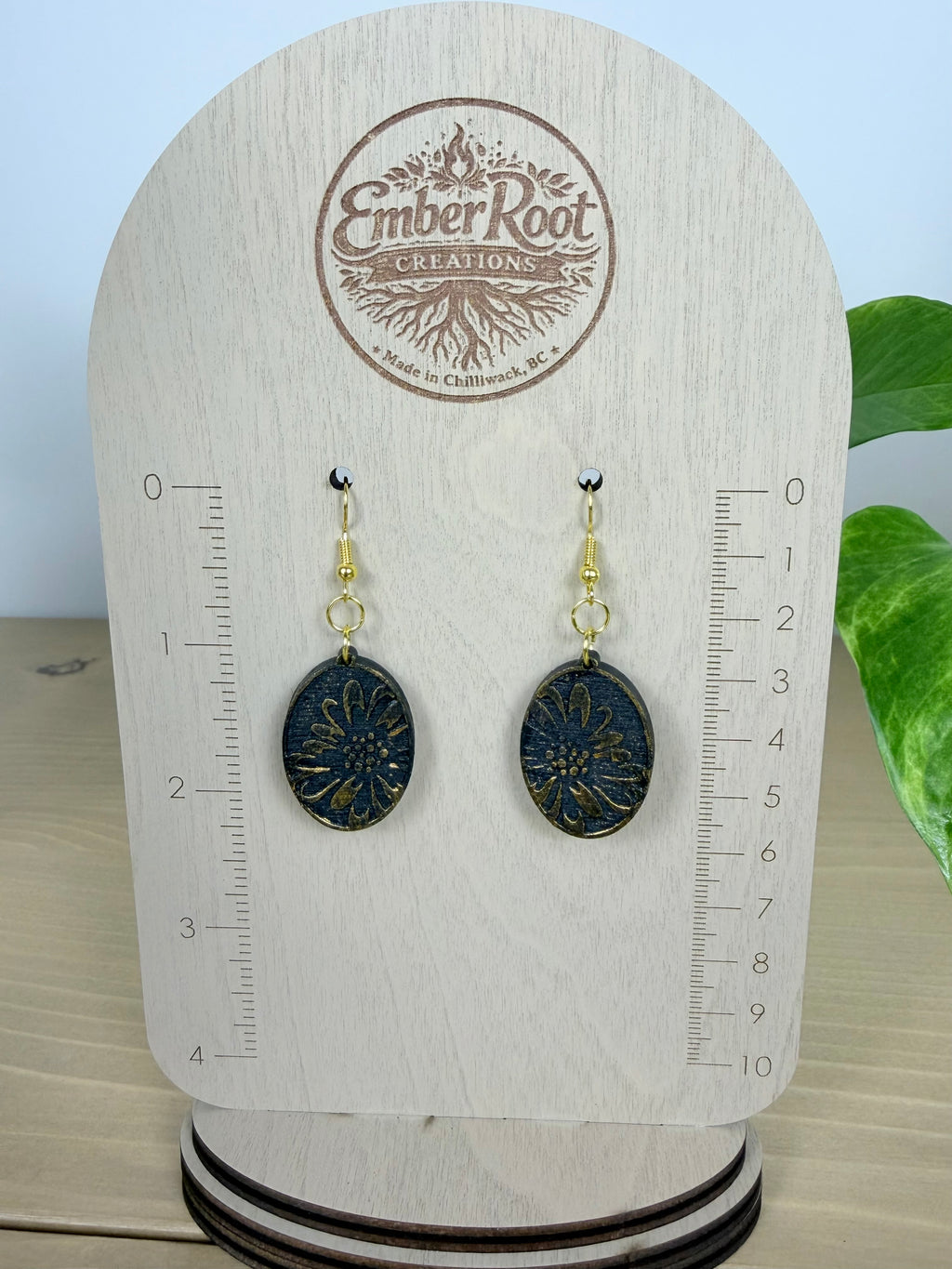 Botanical Oval Wood Earring - Metallic Finish
