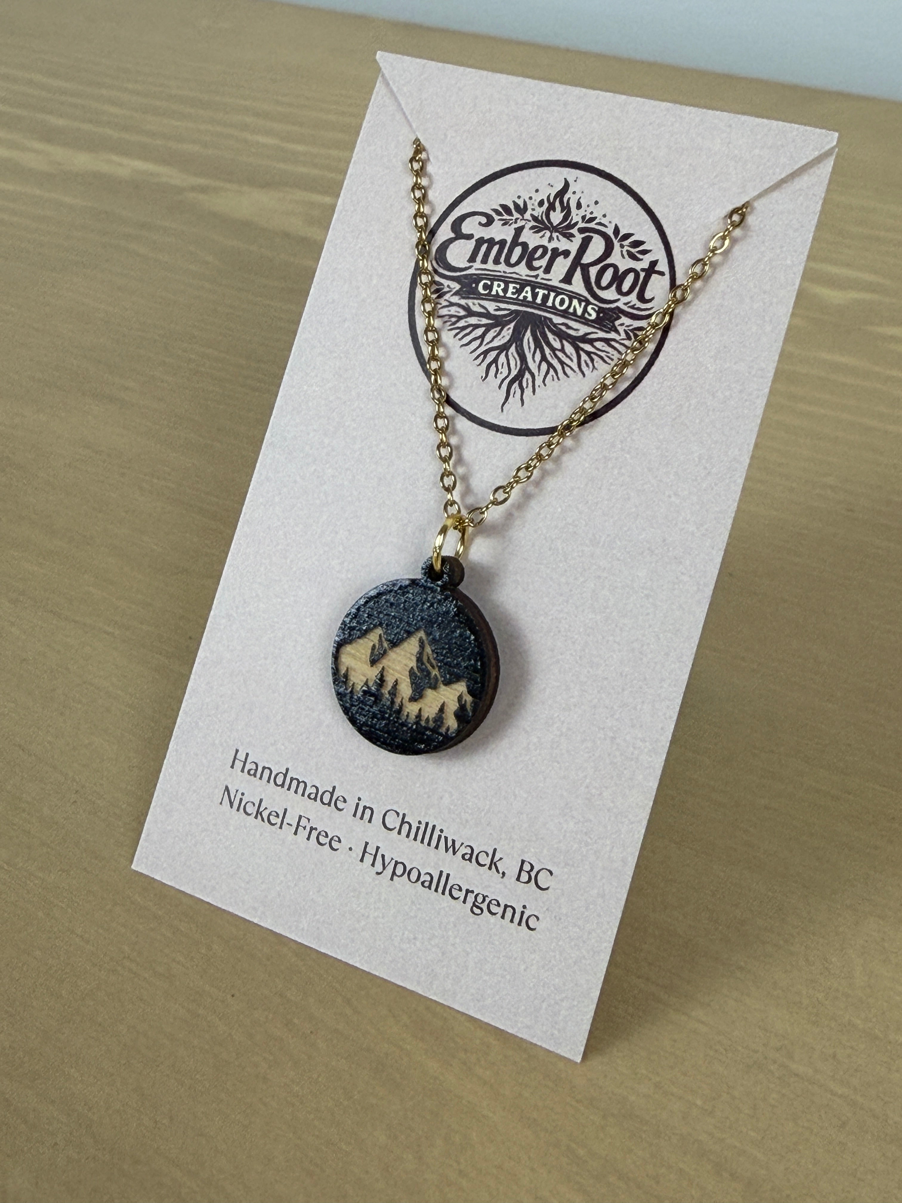 🌿 Everyday Essentials Pendant Necklace
