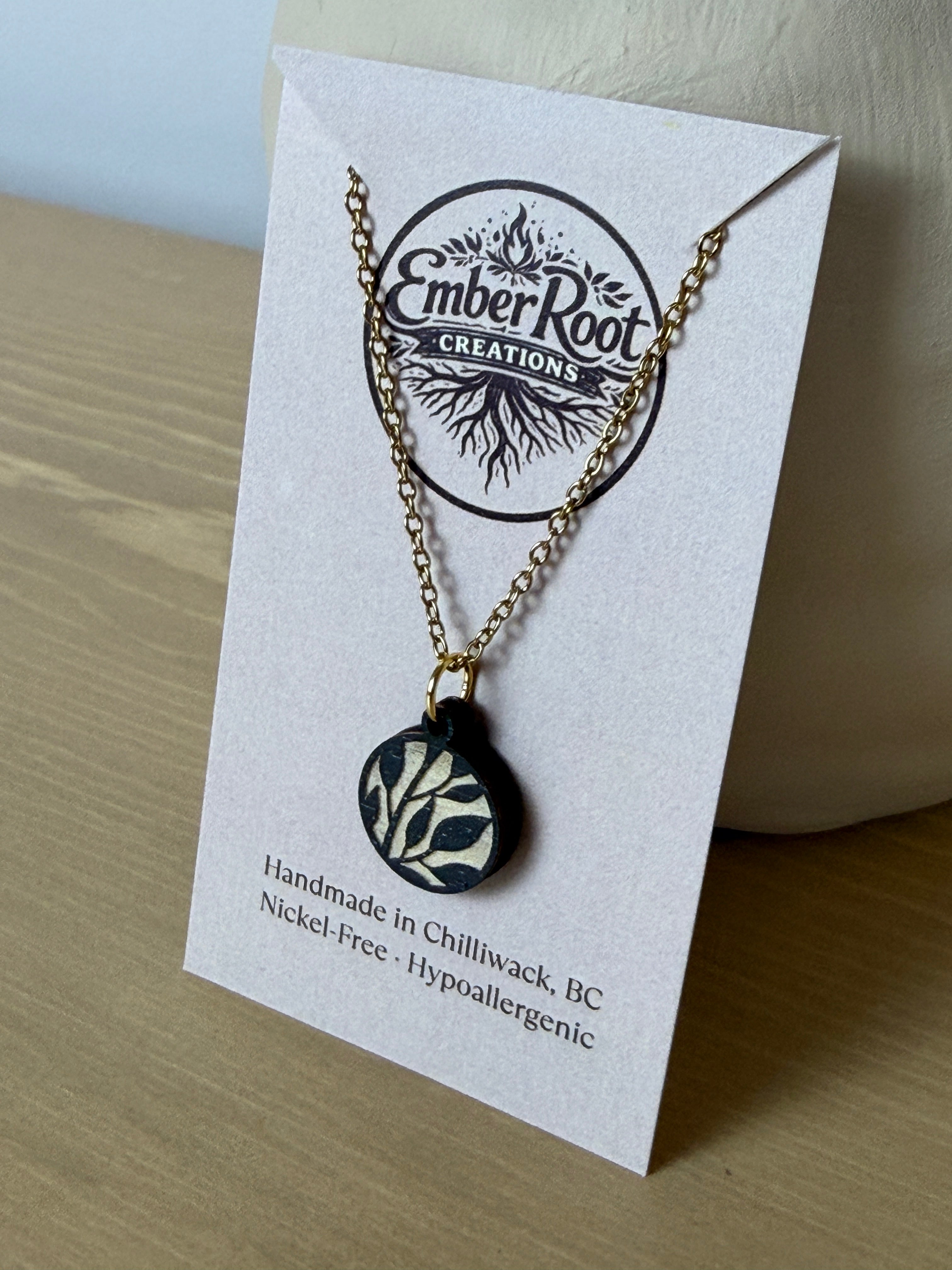 🌿 Everyday Essentials Pendant Necklace