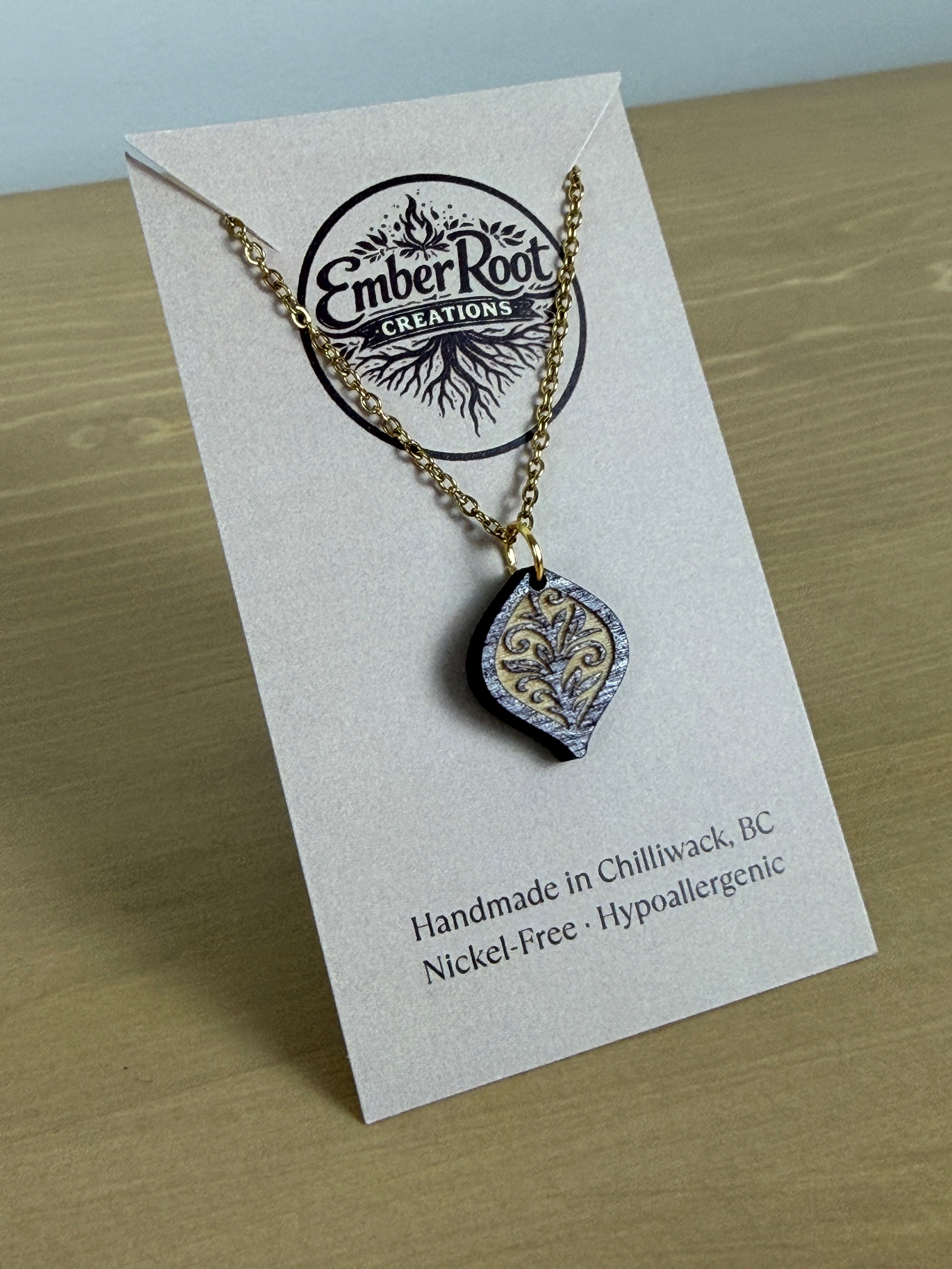 🌿 Everyday Essentials Pendant Necklace
