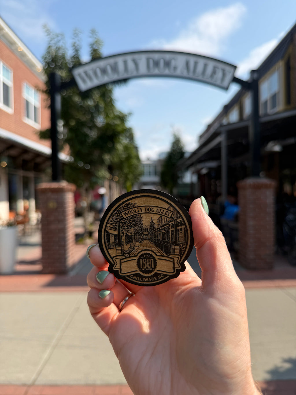 District 1881 Keepsake Magnet – Chilliwack, BC

(Variants: Sasquatch Alley, Woolly Dog Alley, Thunderbird Lane)