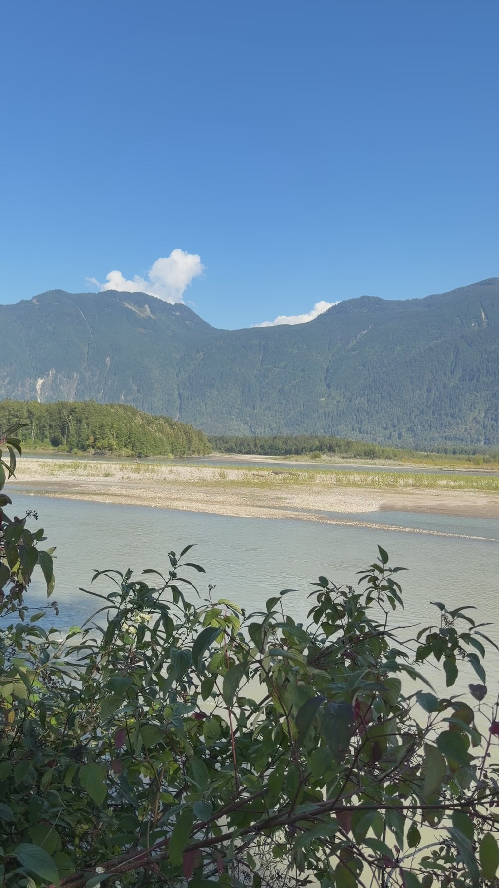 Mount Cheam Magnet
 - Chilliwack, BC